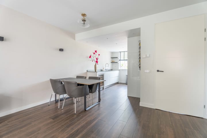 Tussenwoning te koop: Hyacint 101, Voorhout