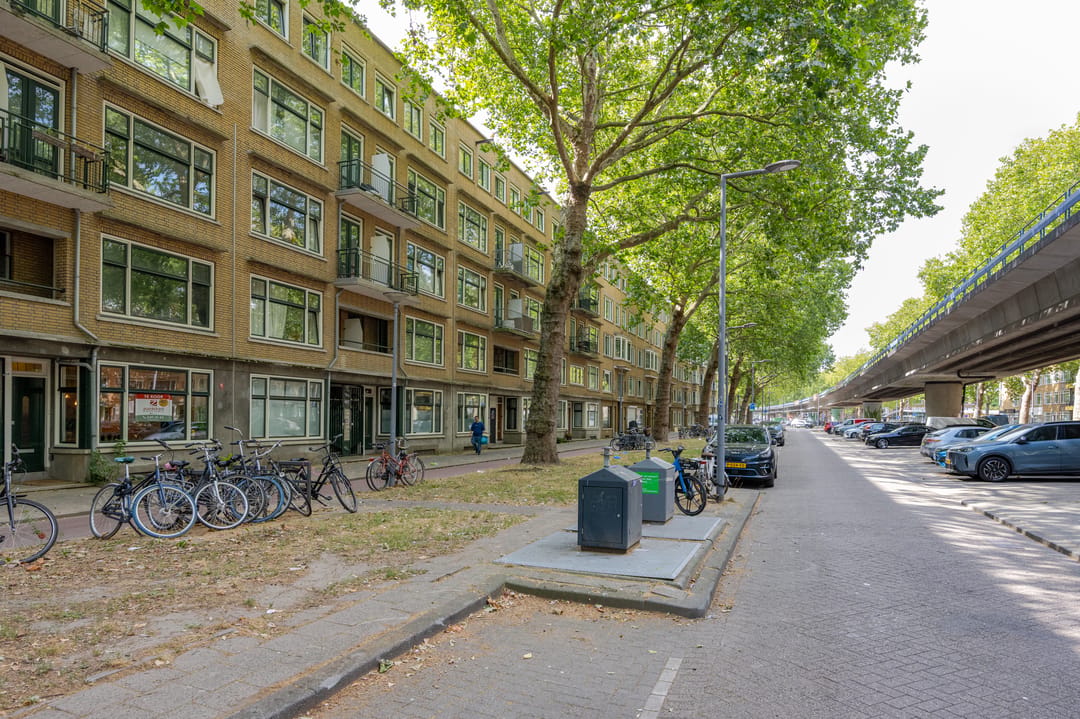 Photo 2 of Mijnsherenlaan 64-D