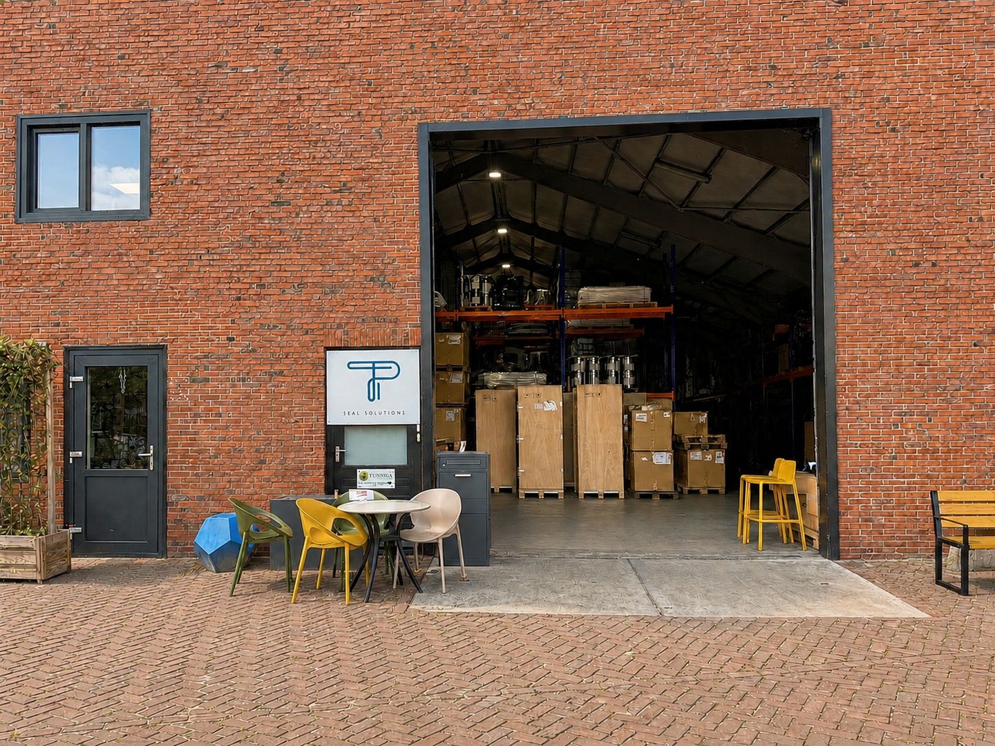 View photo 5 of Hoendiep 160