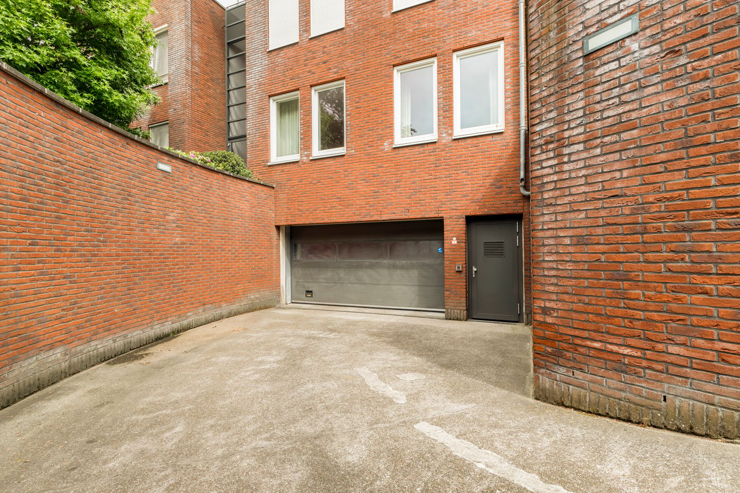 Foto 44 van Rijksweg 49-D