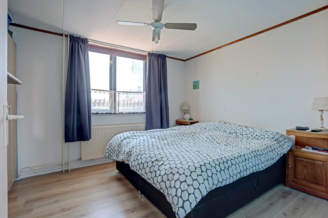 Photo 11 of Emmastraat 26