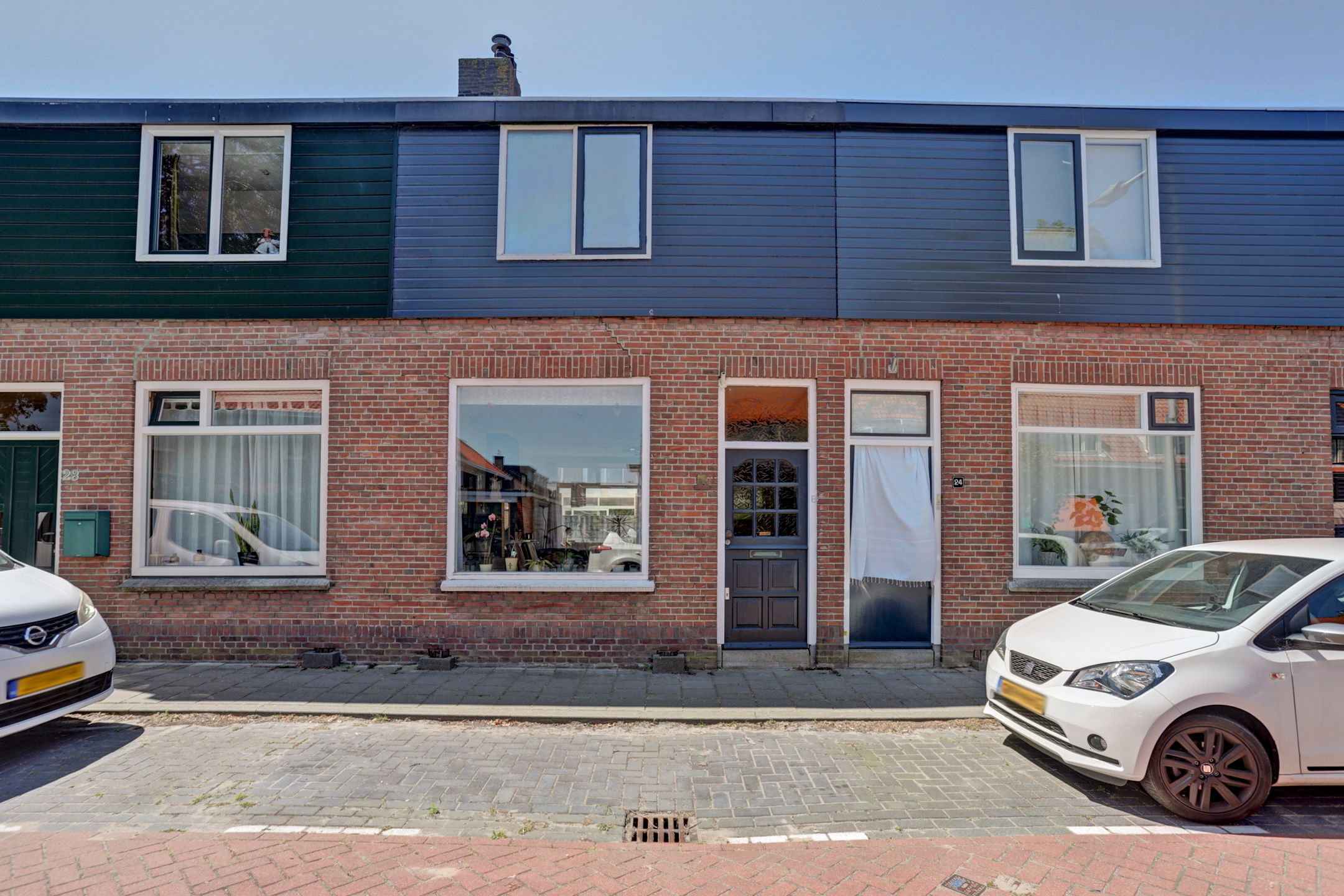 Photo 18 of Emmastraat 26