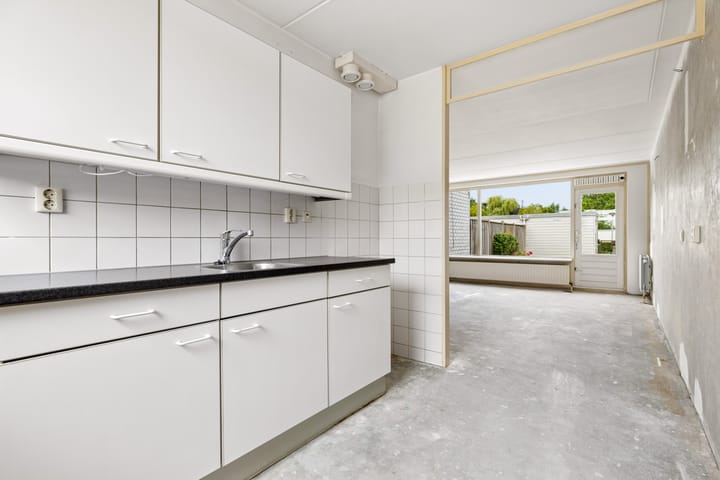 Tussenwoning te koop: Gitaarstraat 50, Almere