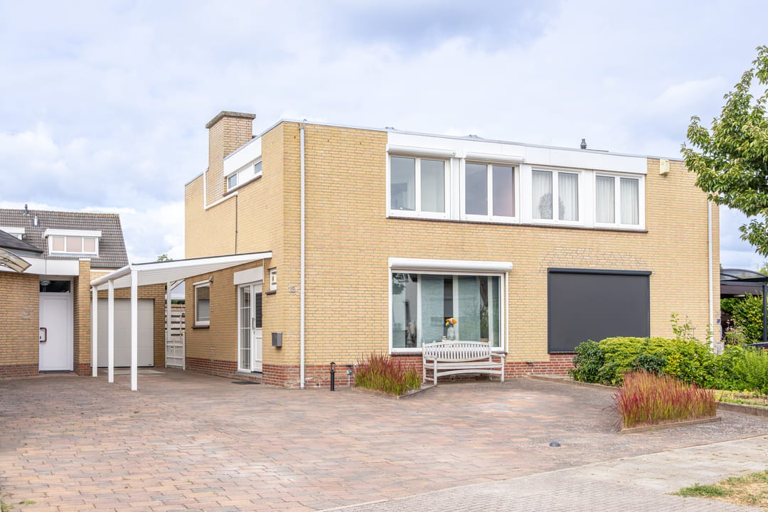 Foto 1 van Constantijn Hugostraat 13