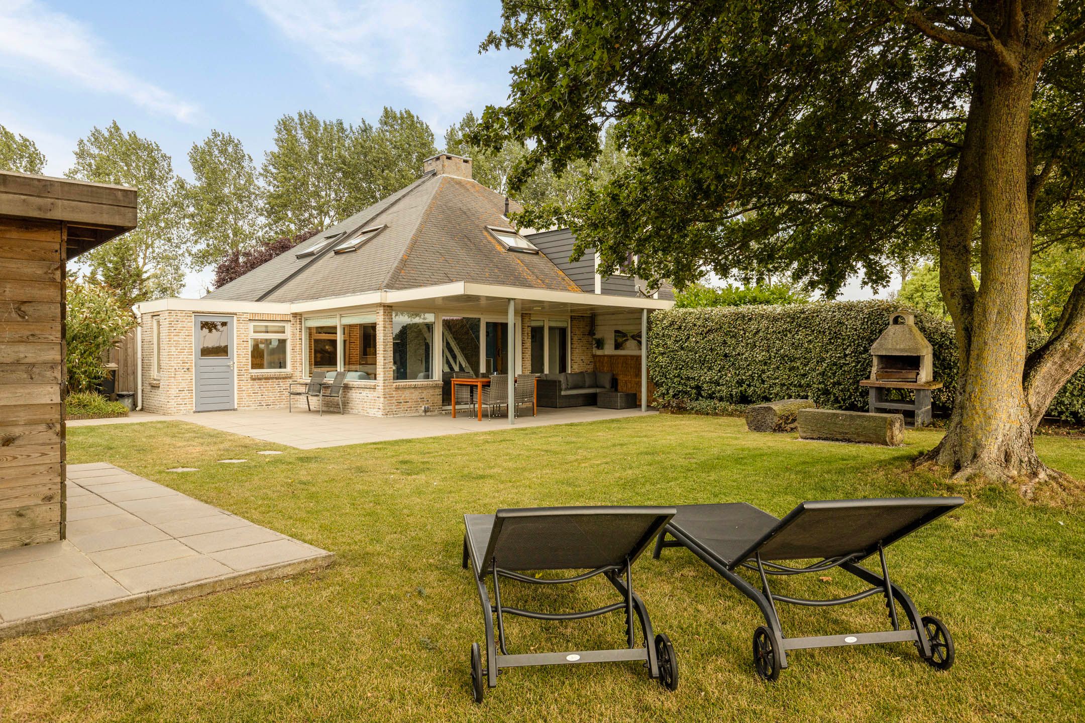 2-bedroom freehold villa in Stavenisse — photo 4 of 5