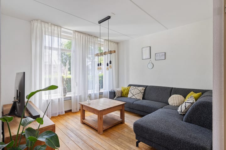 Twee-onder-één-kap te koop: Meester Beumersstraat 14, Beringe