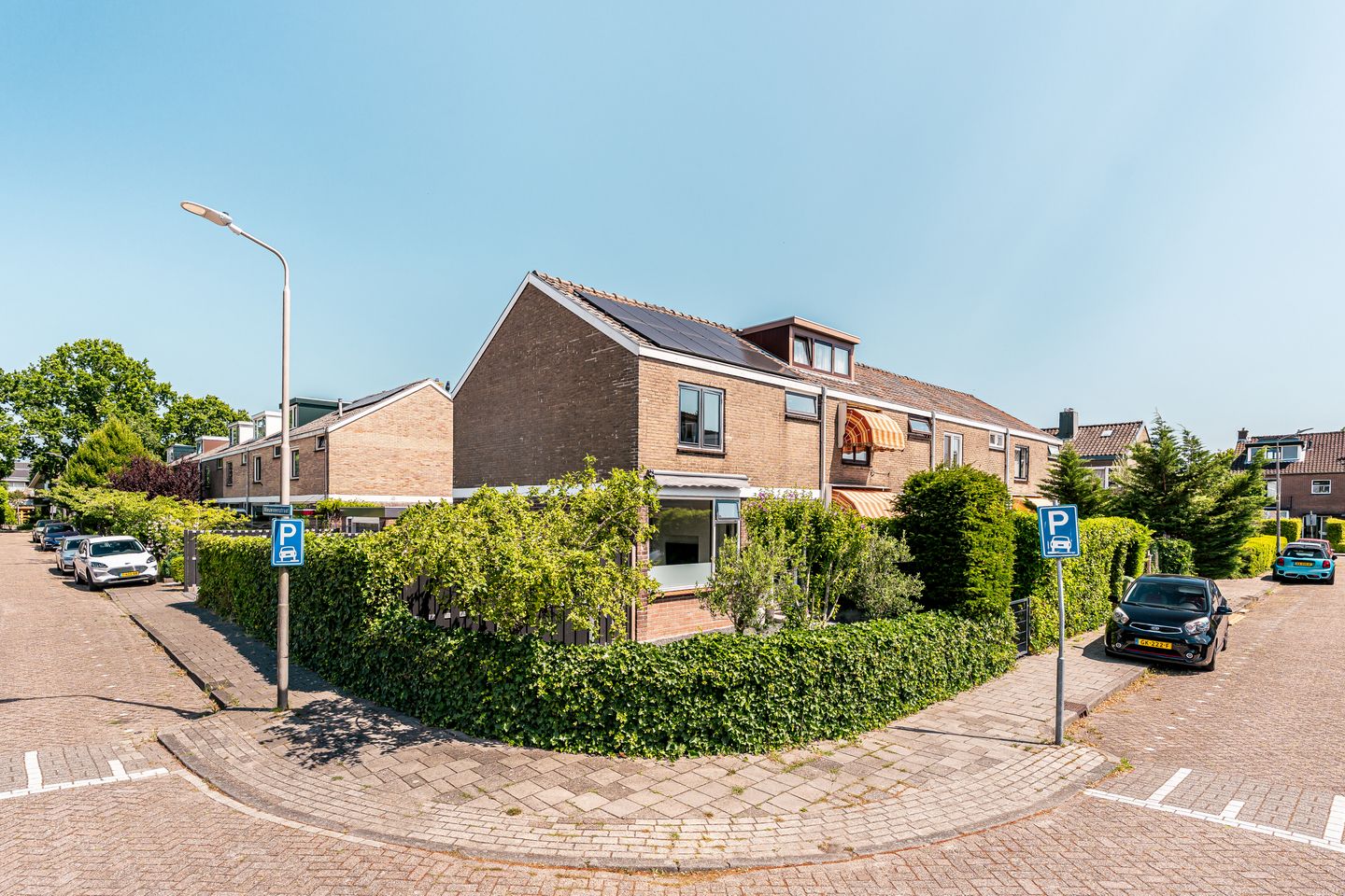 Foto 1 van Bernard Zweersstraat 8