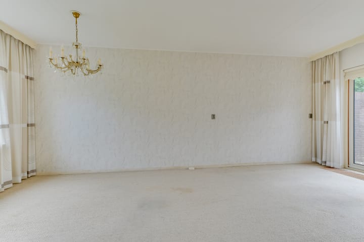 Vrijstaande woning te koop: Rechte Hondsbosschelaan 14, Heiloo