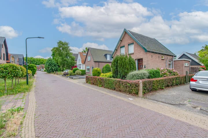 Vrijstaande woning te koop: Rechte Hondsbosschelaan 14, Heiloo