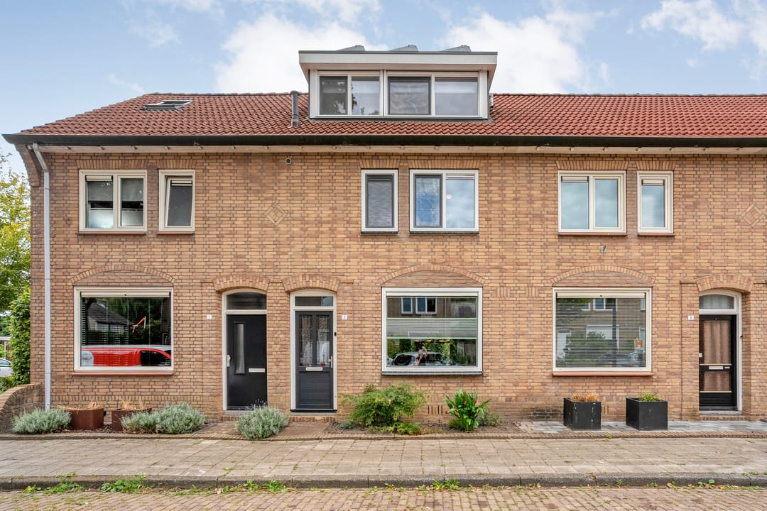 Foto 1 van Vechtstraat 3