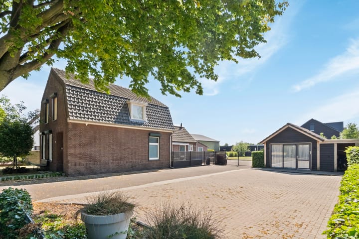 Foto 4 van Deputé Petersstraat 26