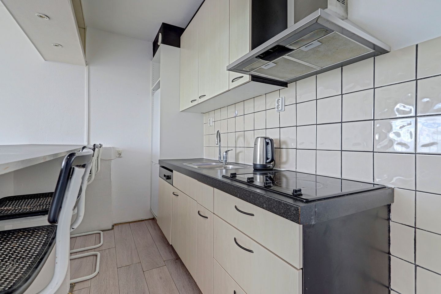 Photo 20 of Van der Hagenstraat 847