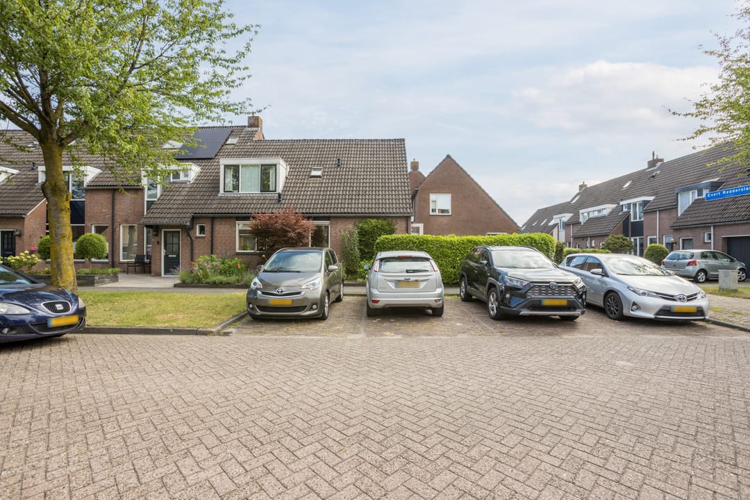 Photo 1 of Evert Reddersland 19