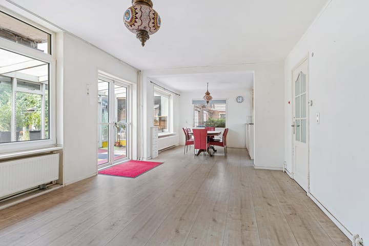 Foto 4 van Wilhelminakanaal Zuid 128