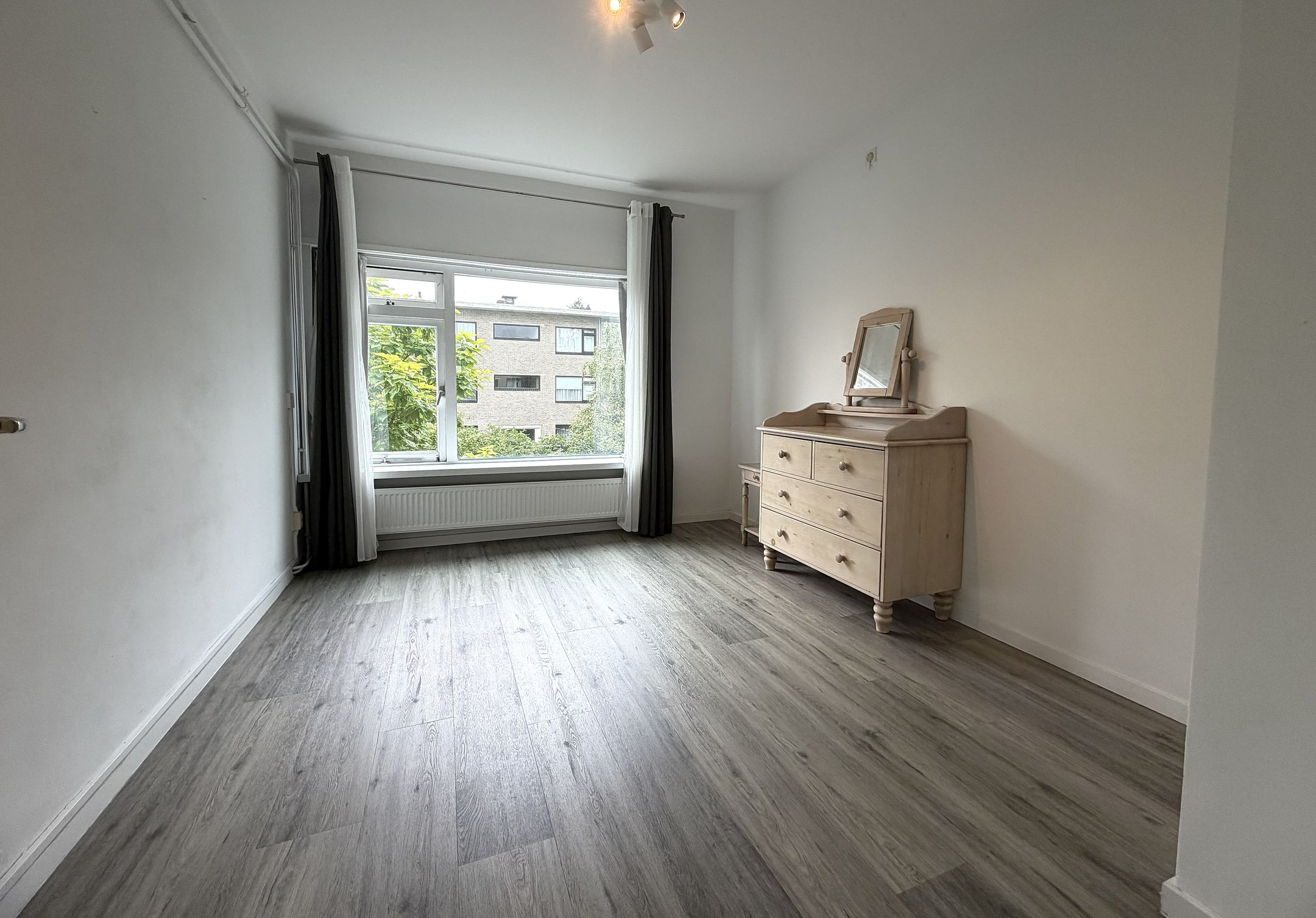 Foto 6 van Laurens Reaellaan 54-II