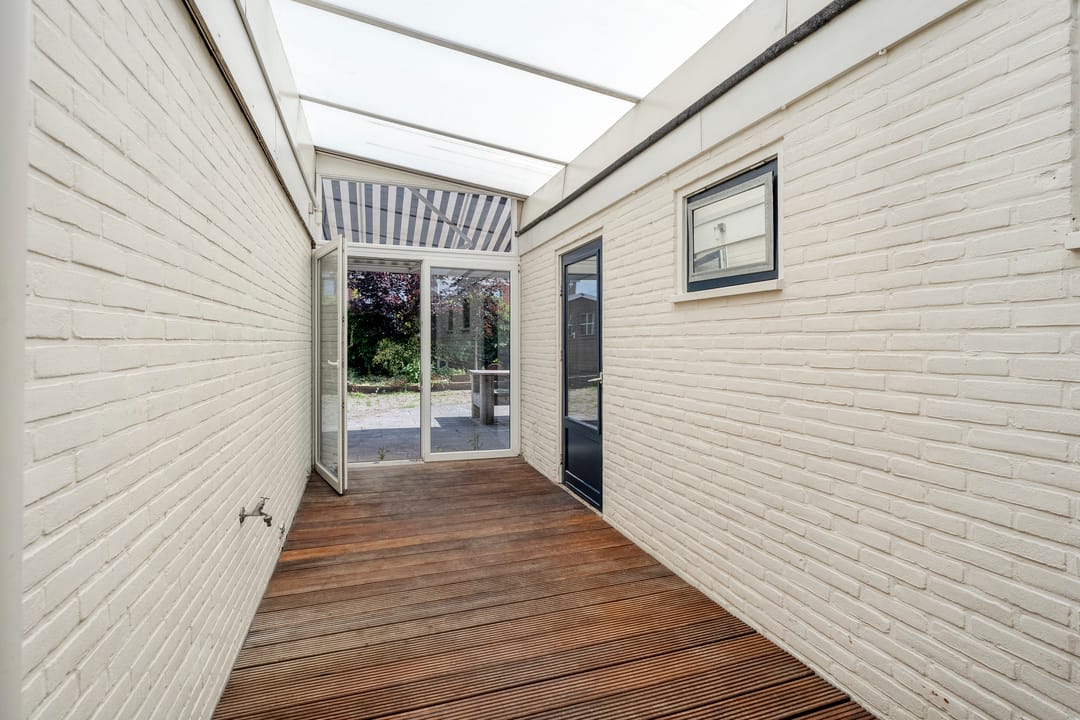 Photo 16 of Thonies van der Borchstraat 21