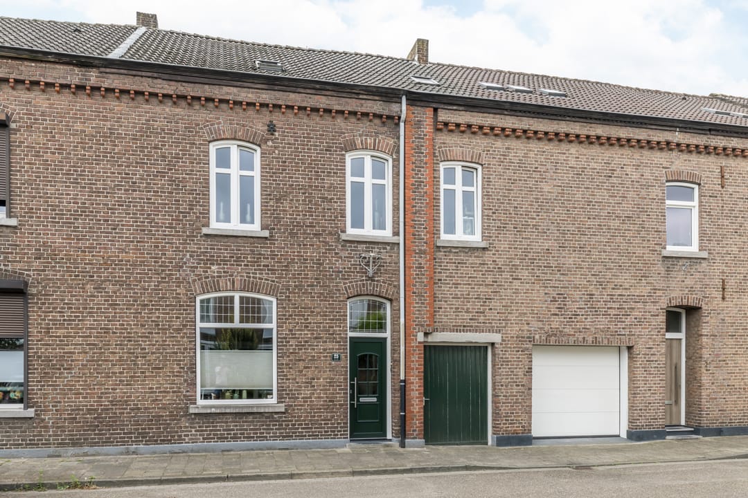 Photo 52 of Overbroekerstraat 25