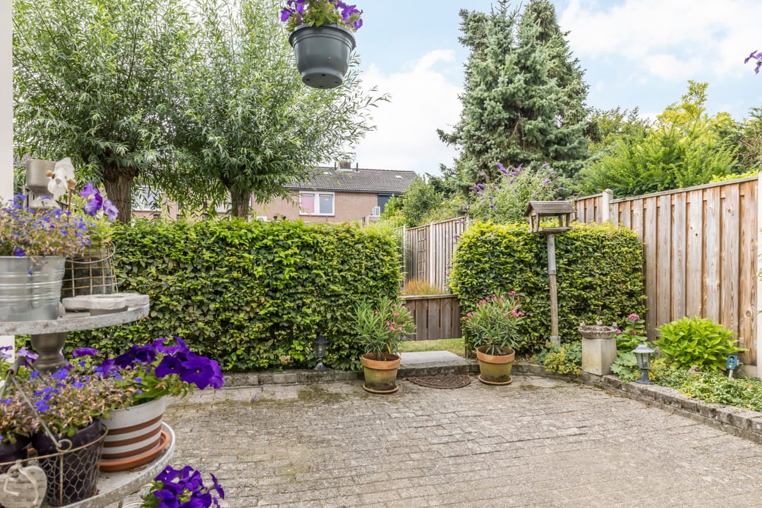 Photo 41 of Overbroekerstraat 25