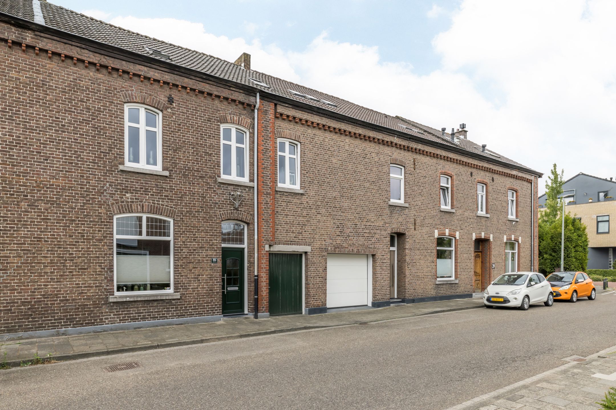 Photo 51 of Overbroekerstraat 25