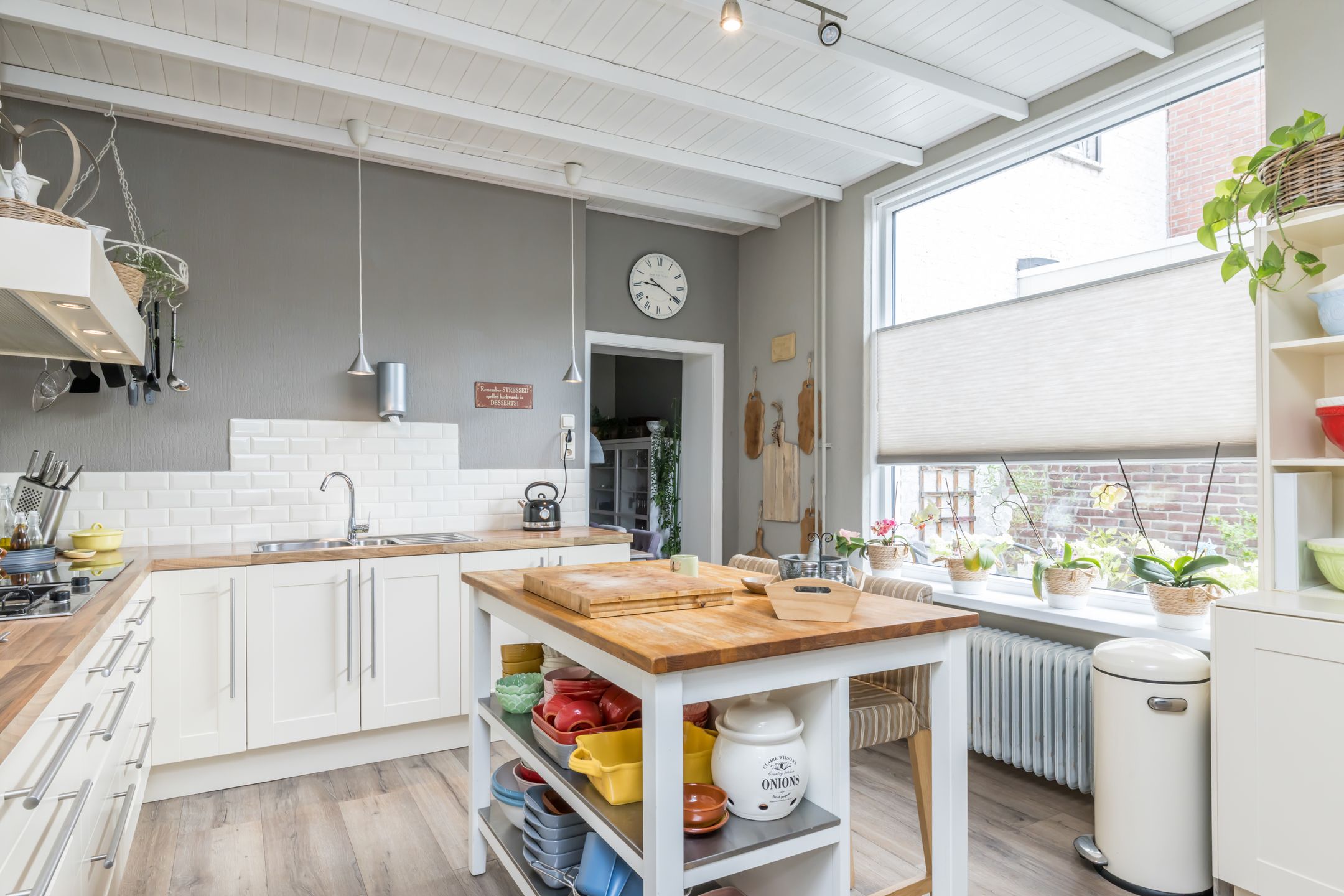 Photo 15 of Overbroekerstraat 25