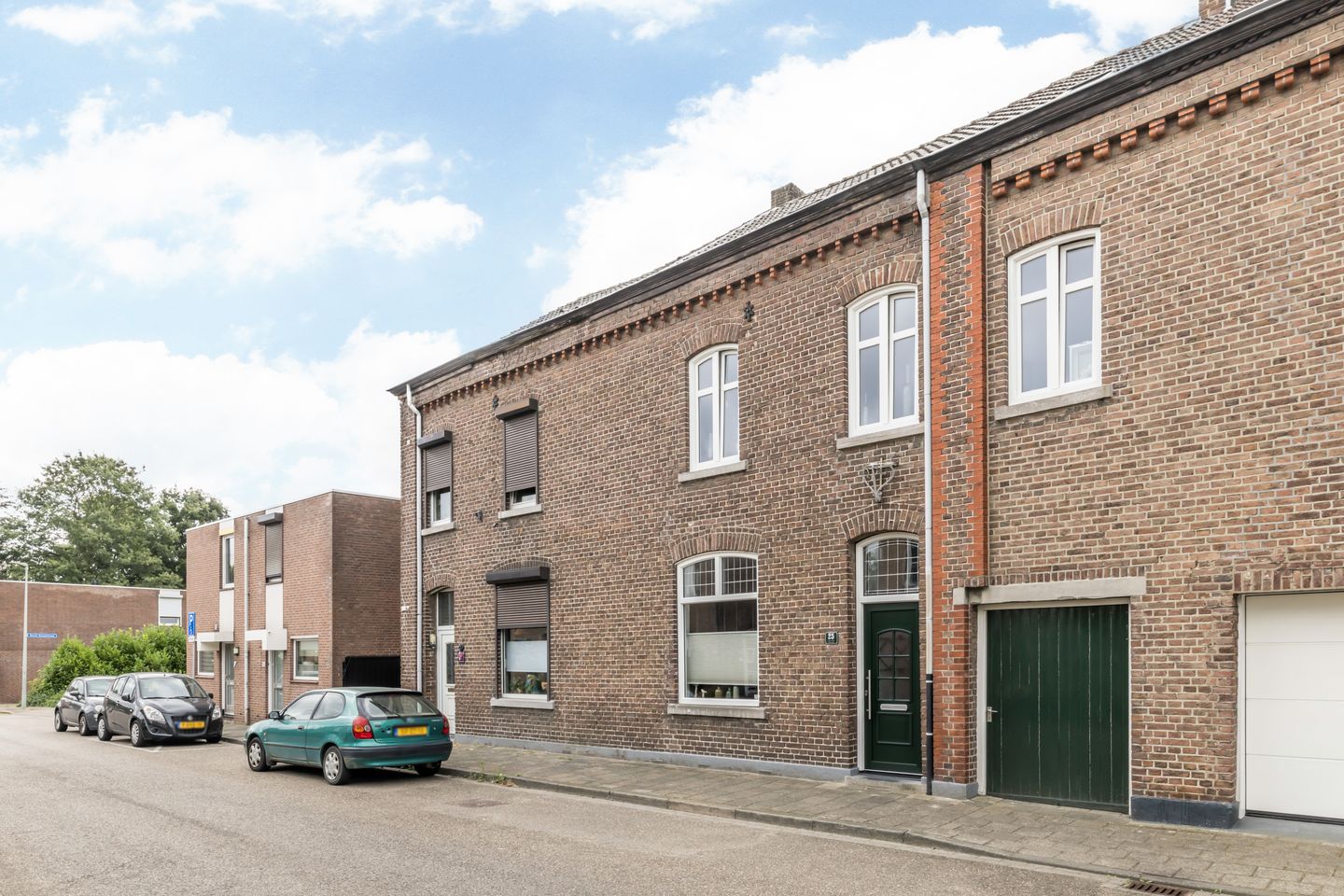 Photo 50 of Overbroekerstraat 25