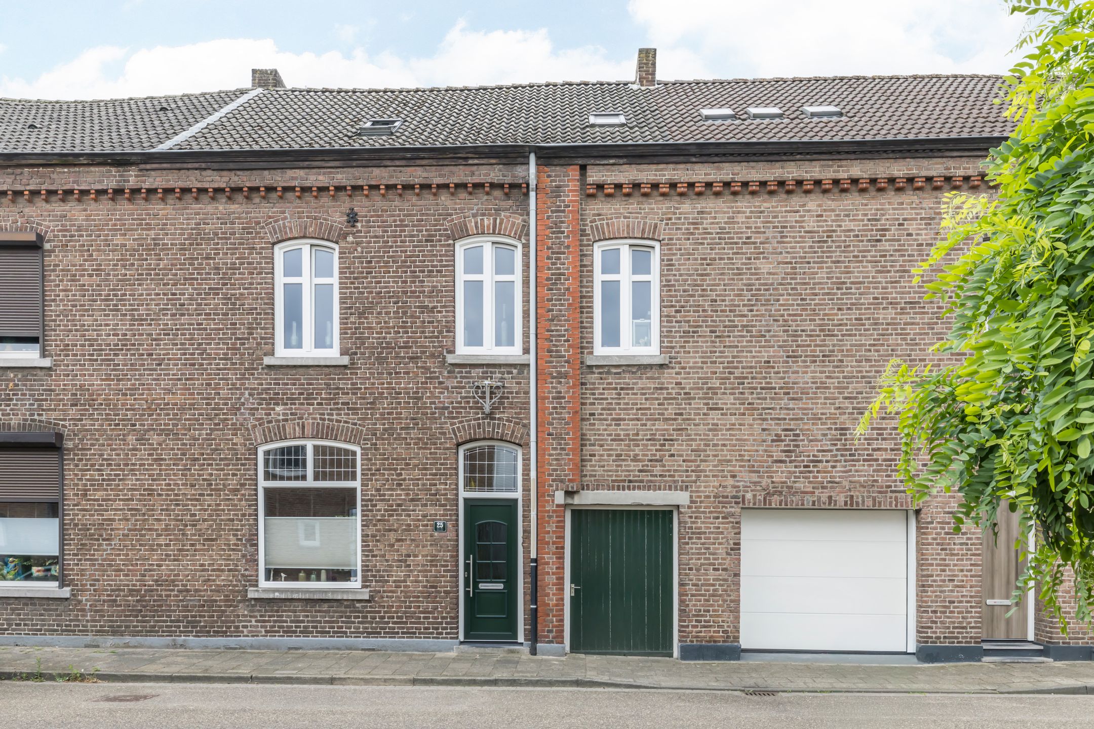 Photo 48 of Overbroekerstraat 25