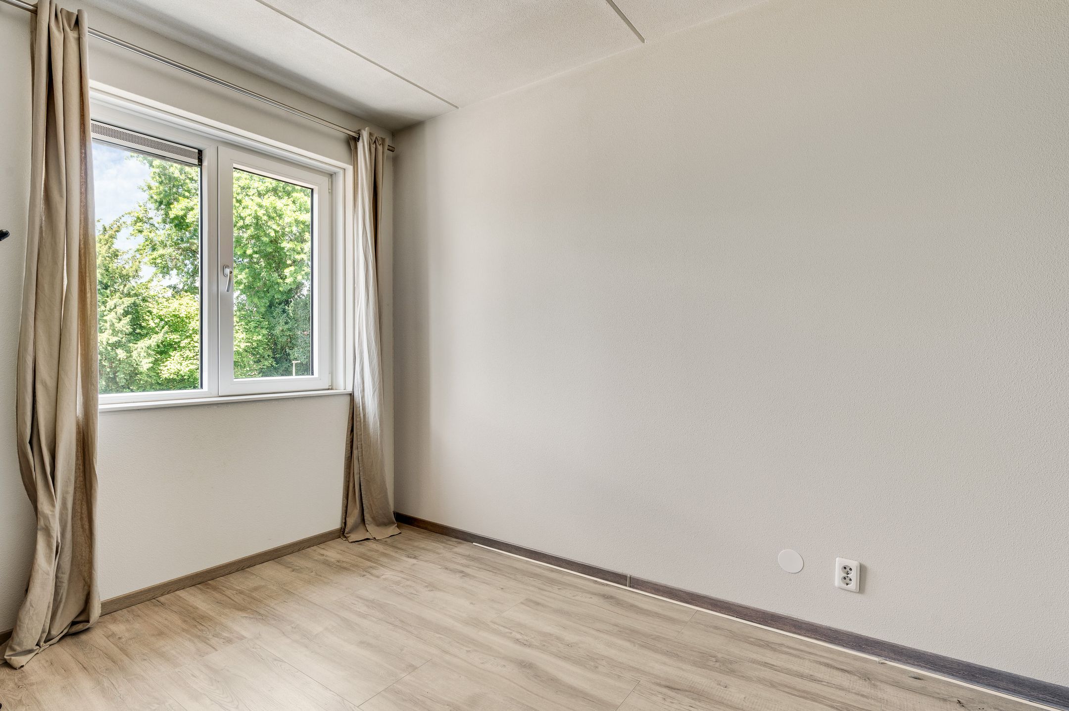 Photo 24 of Bernsteinstraat 1