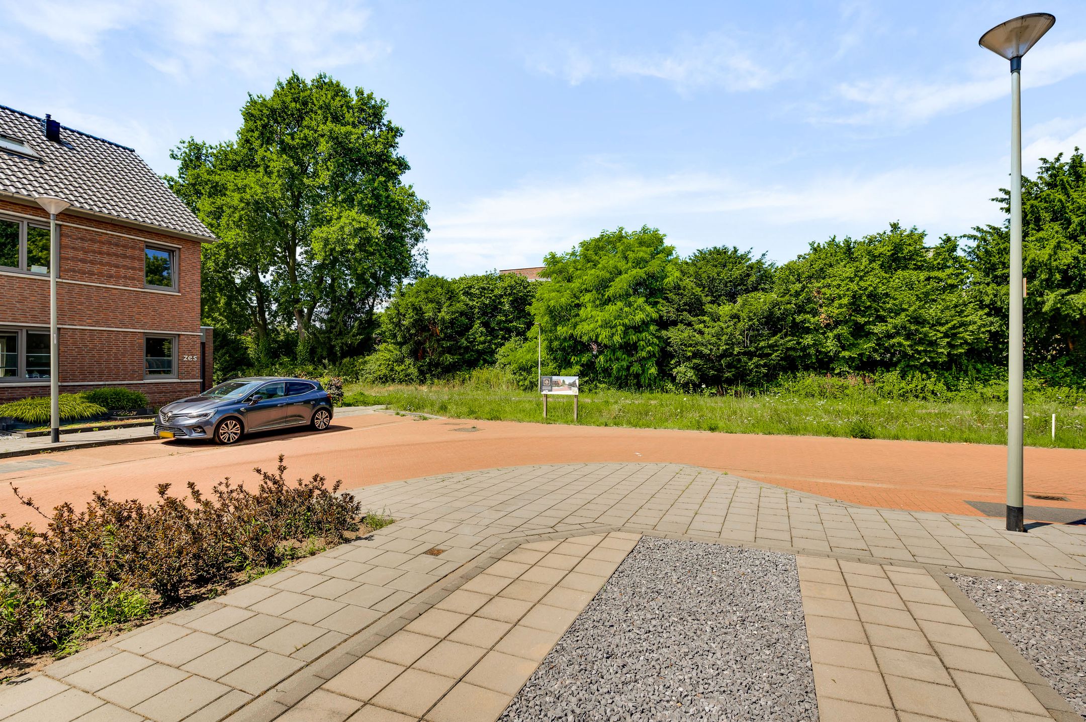 Photo 39 of Bernsteinstraat 1