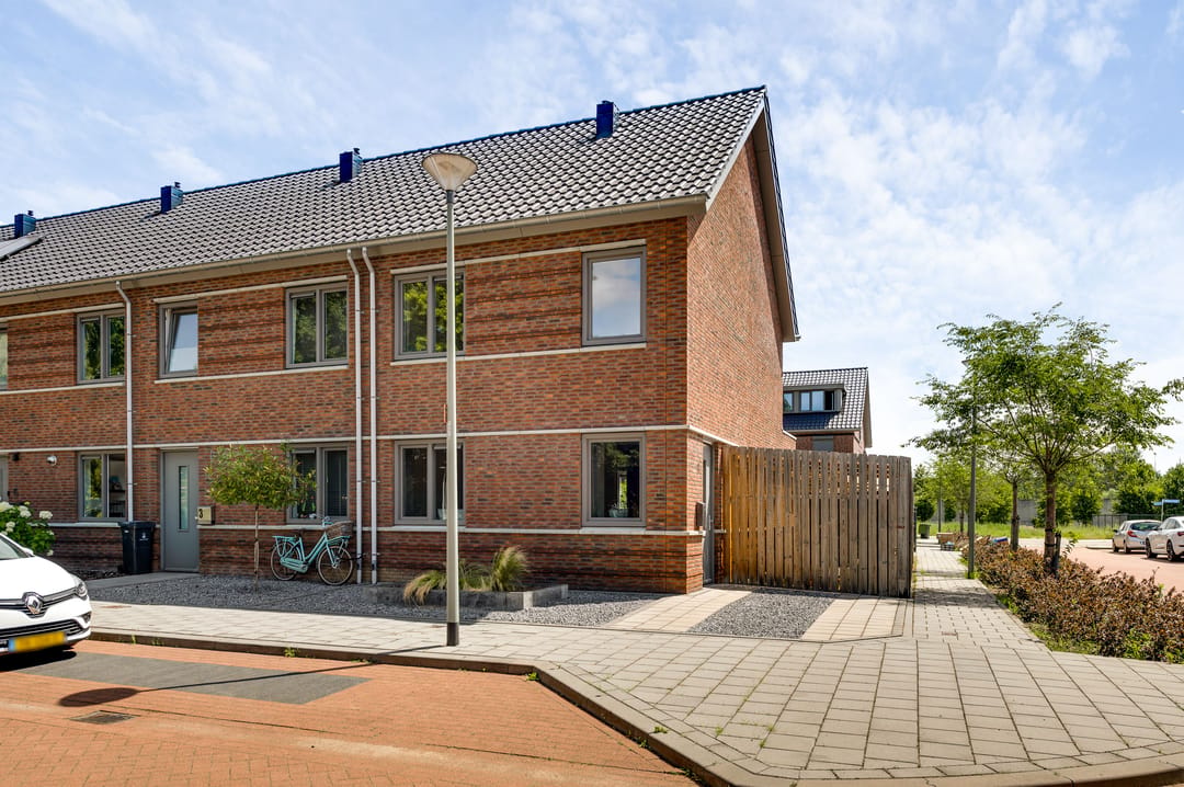 Photo 37 of Bernsteinstraat 1