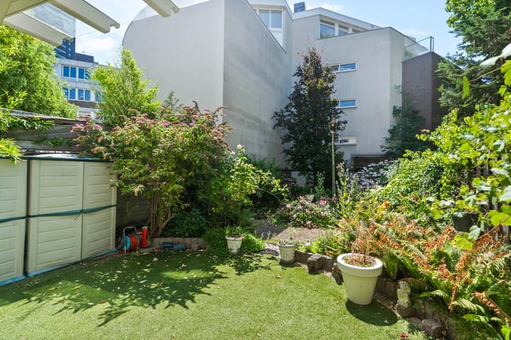 Tussenwoning te koop: Huijgensstraat 26, 'S-Gravenhage
