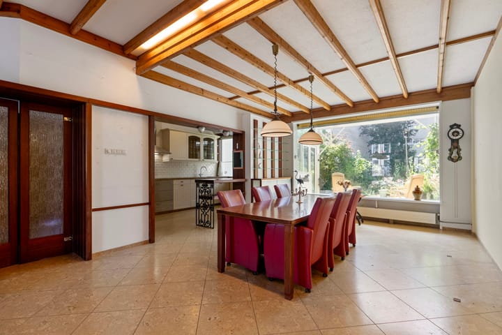 Tussenwoning te koop: Huijgensstraat 26, 'S-Gravenhage