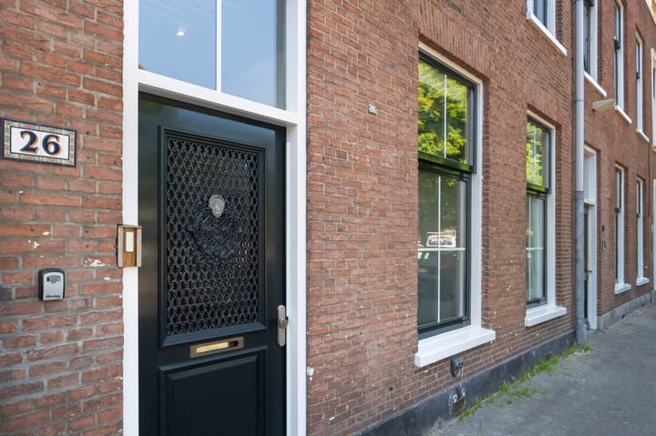 Tussenwoning te koop: Huijgensstraat 26, 'S-Gravenhage
