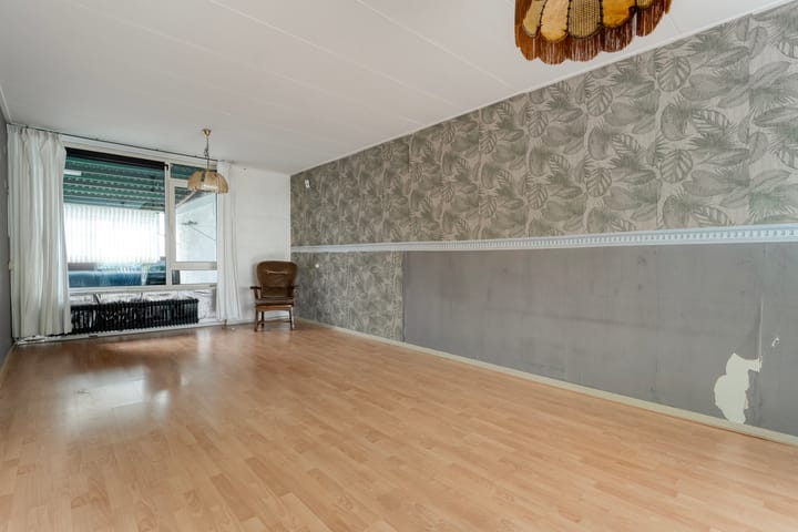Tussenwoning te koop: Jupiter 61, Hoogeveen