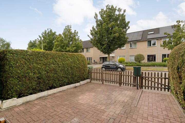 Tussenwoning te koop: Jupiter 61, Hoogeveen