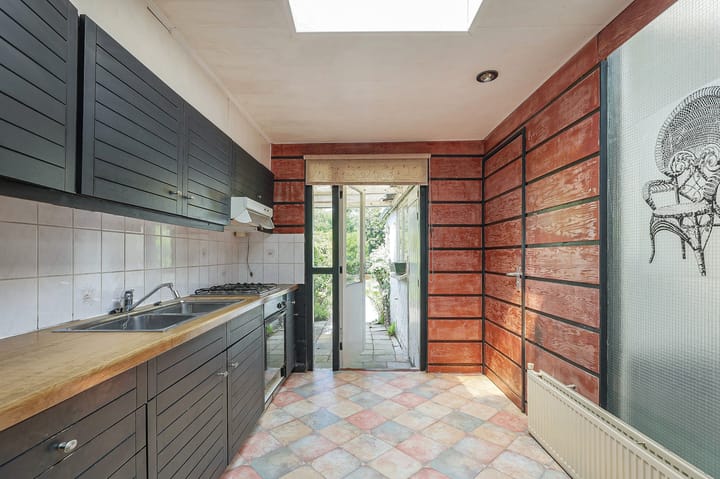 Hoekwoning te koop: Korte Landstraat 2, Alkmaar