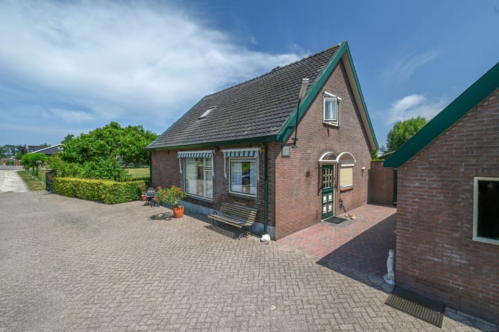 Vrijstaande woning te koop: Schras 83, Ederveen
