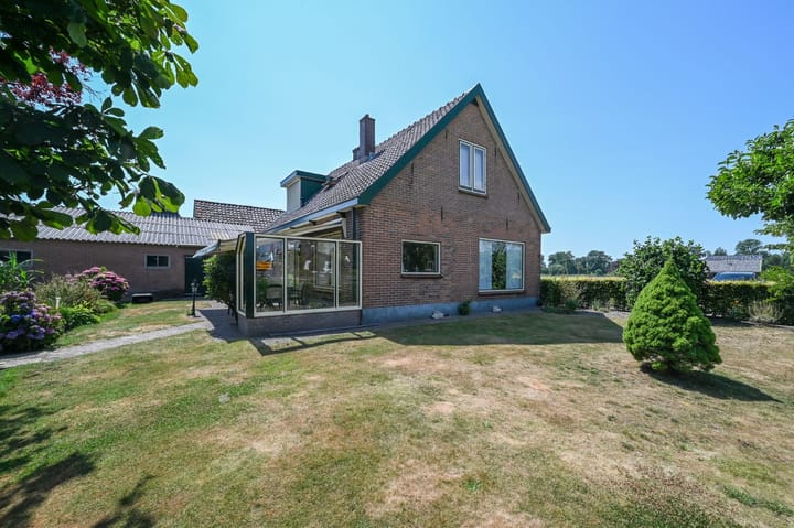 Vrijstaande woning te koop: Schras 83, Ederveen