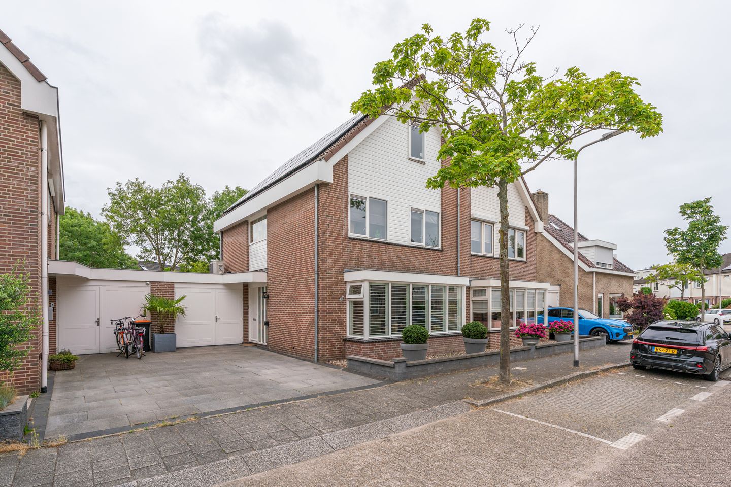 Foto 44 van De Ruijterstraat 45