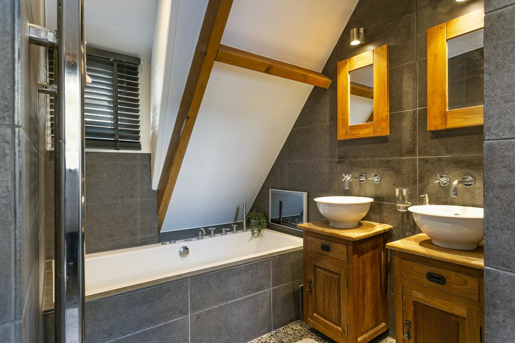 3-bedroom freehold villa in Vinkeveen — photo 5 of 5