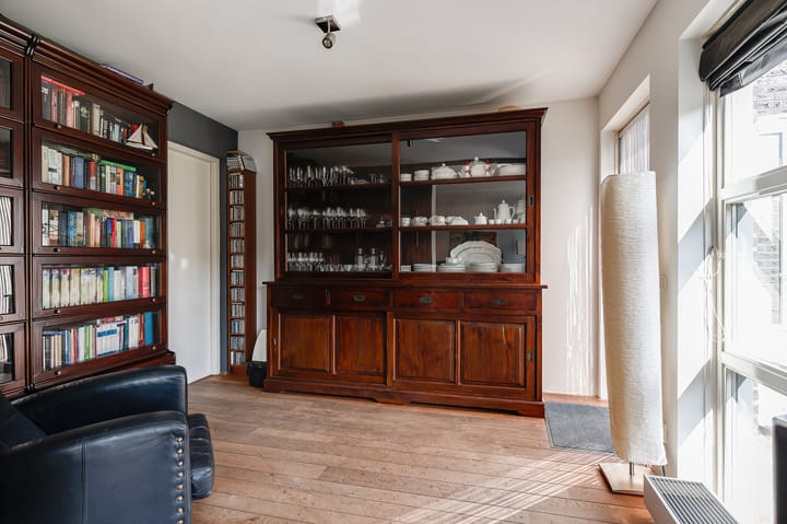 Tussenwoning te koop: W.J. van der Hooftstraat 33, Meteren