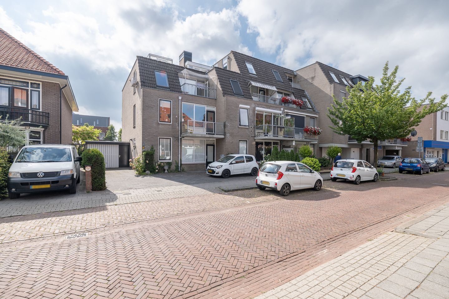Foto 44 van Emmastraat 26