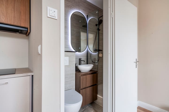 Studio te koop: Regentesselaan 354, 'S-Gravenhage