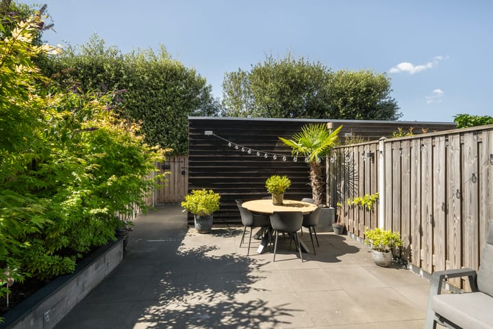 Tussenwoning te koop: Gletsjerzand 38, Naaldwijk