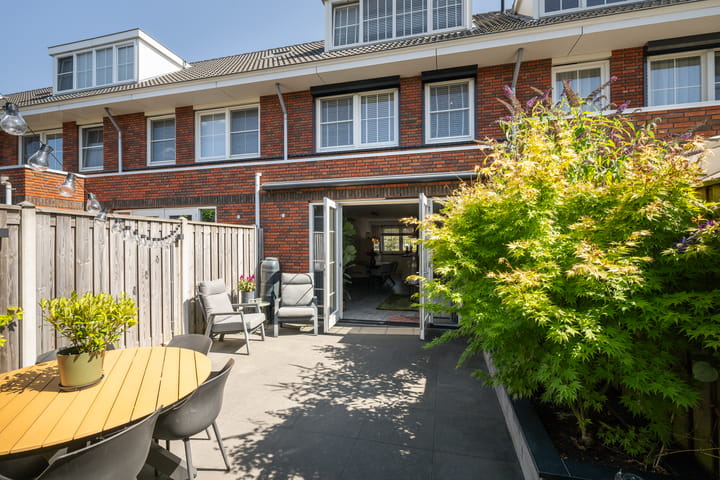 Tussenwoning te koop: Gletsjerzand 38, Naaldwijk