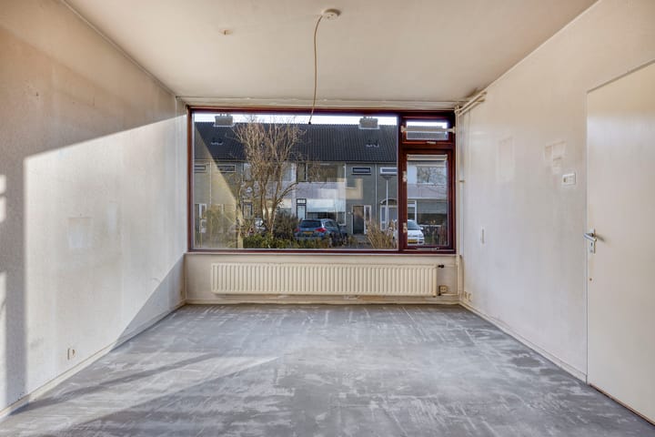 Tussenwoning te koop: Does 18, Zwolle