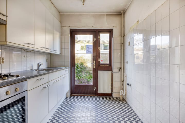 Tussenwoning te koop: Does 18, Zwolle