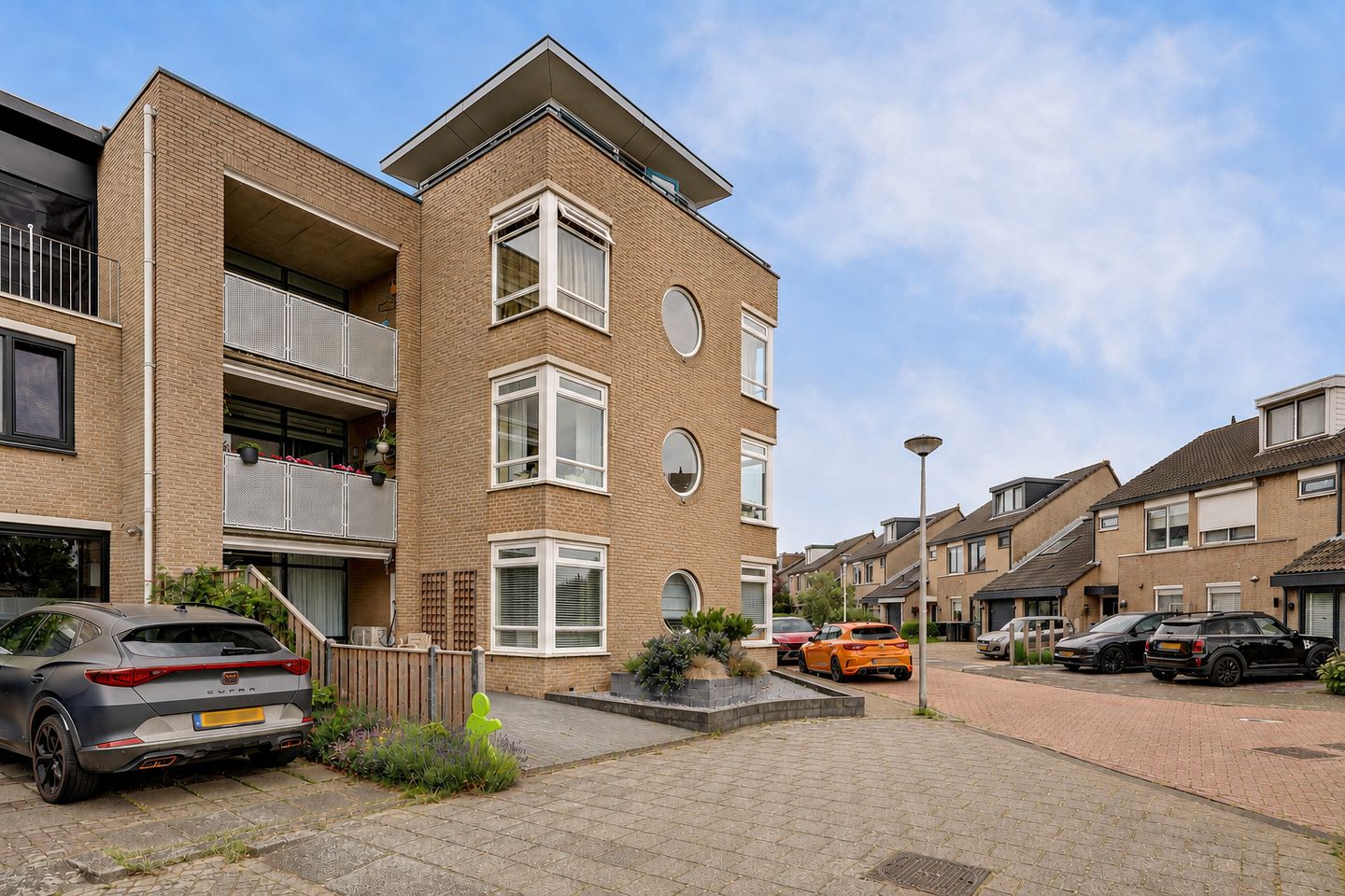 Foto 1 van Sientje Mesdag-van Houtenstraat 81