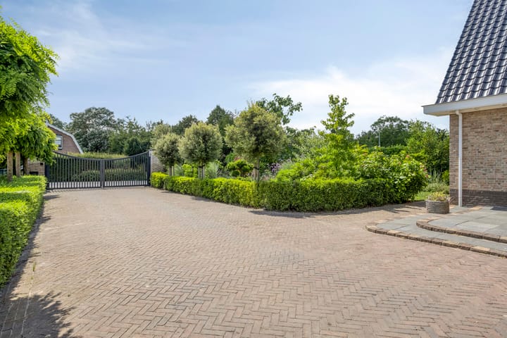 Vrijstaande woning te koop: Rijsakkerweg 14, Tiel
