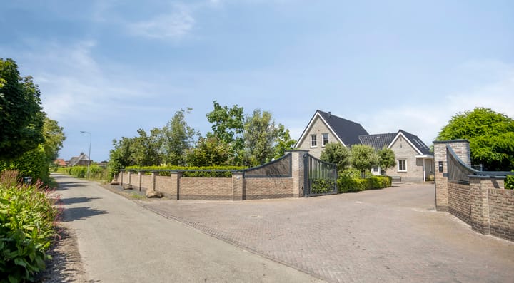 Vrijstaande woning te koop: Rijsakkerweg 14, Tiel
