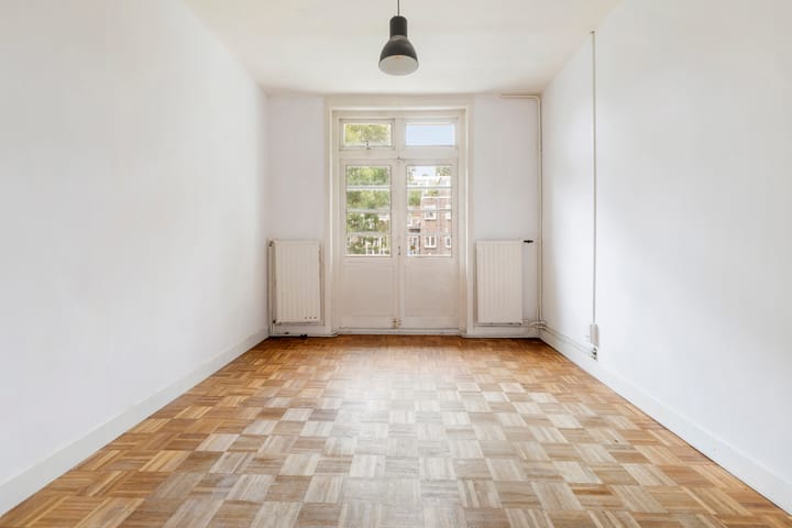 Appartement te koop: Mr. P.N. Arntzeniusweg 68-1, Amsterdam
